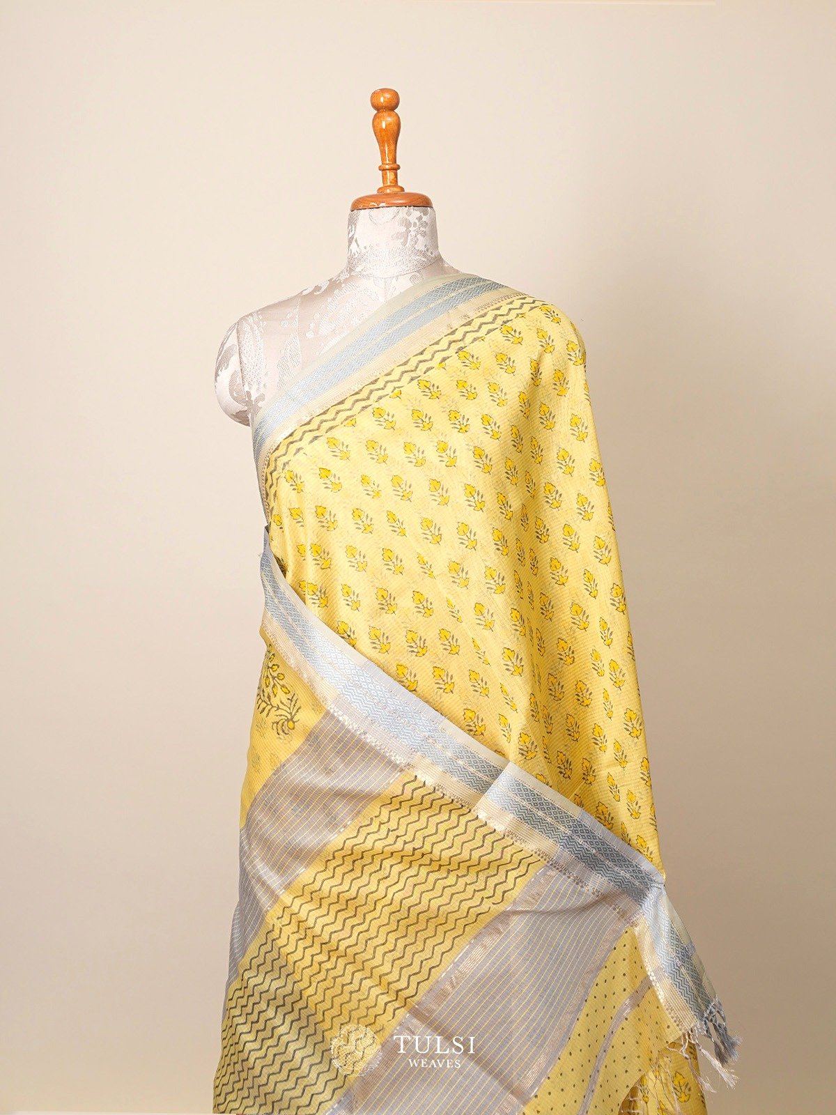 Light Yellow Handblock Printed Maheshwari Cotton Saree