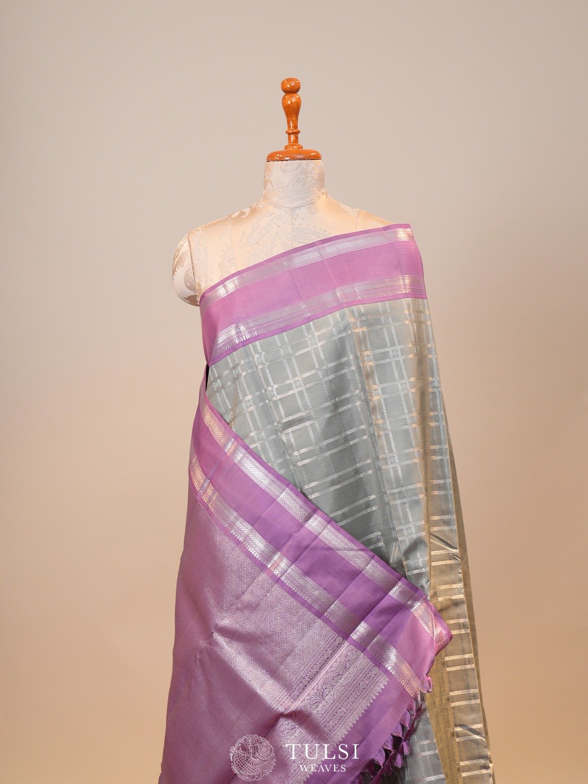 Grey Kanjeevaram Silk Saree with Contrast Border