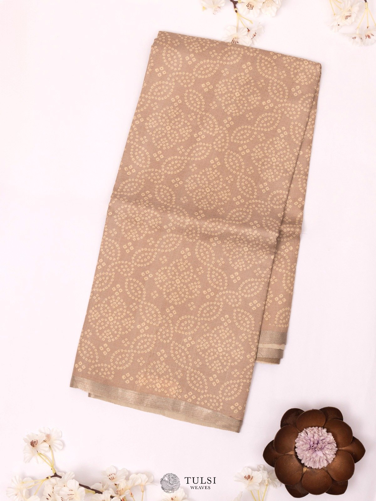 Light Taupe Tussar Silk Saree with Bandhini Print