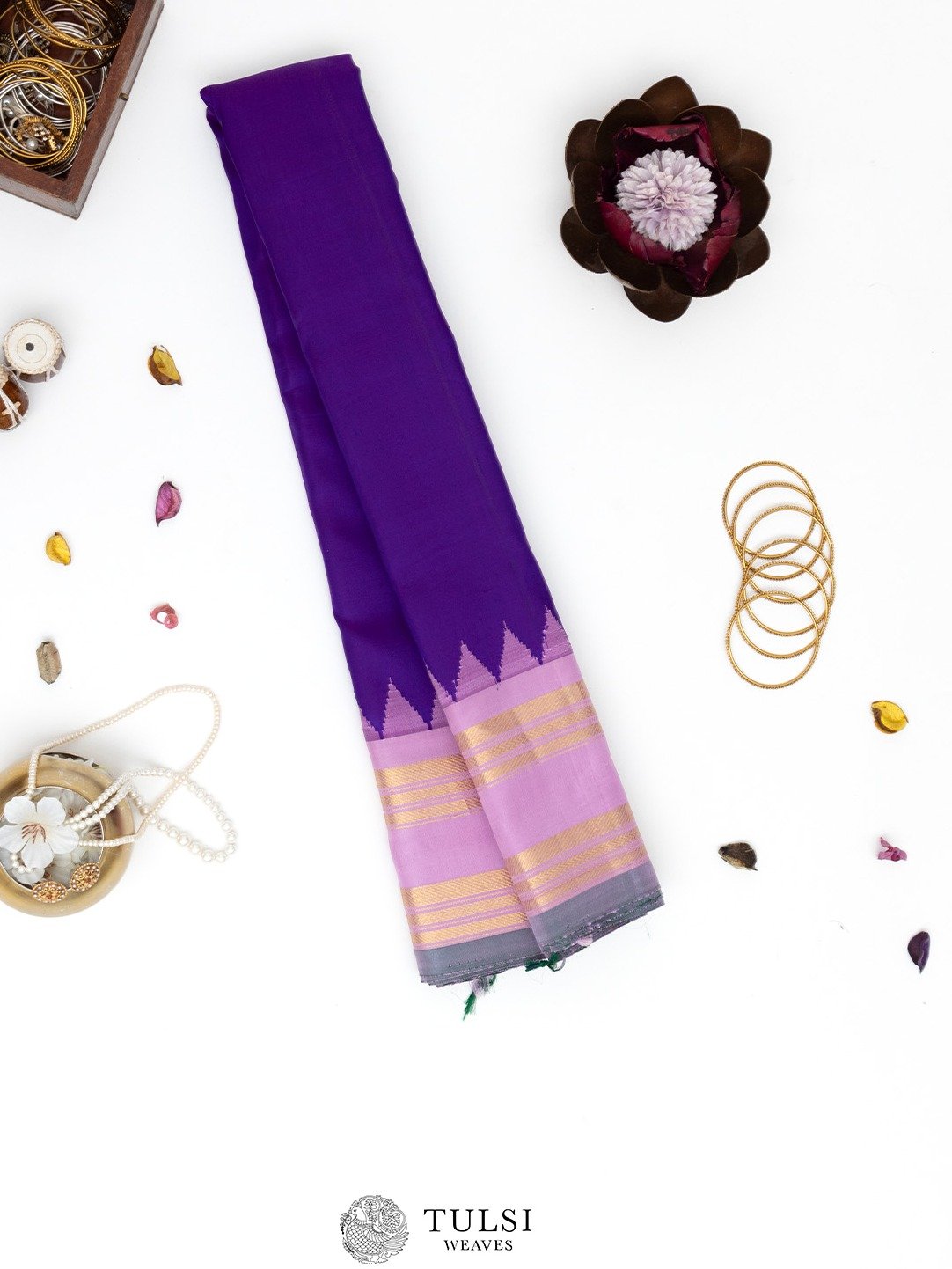 Violet Gadwal Silk Saree