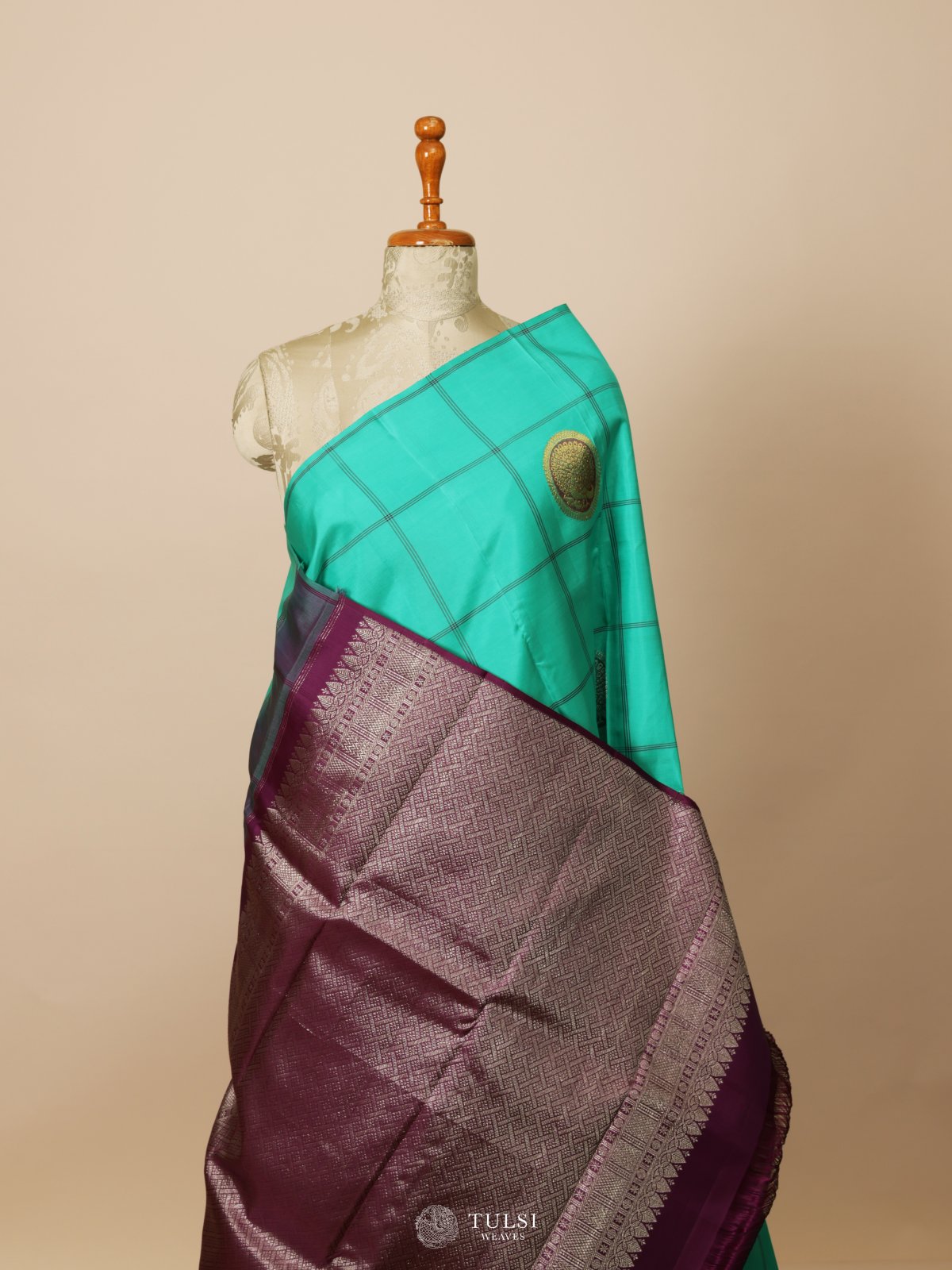 Sea Green Borderless Kanjeevaram Silk Saree