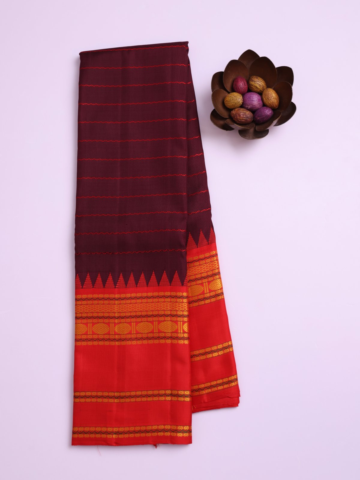 Wine Red Checked Kanjeevaram Pattu Pettu Silk Saree with Red Border