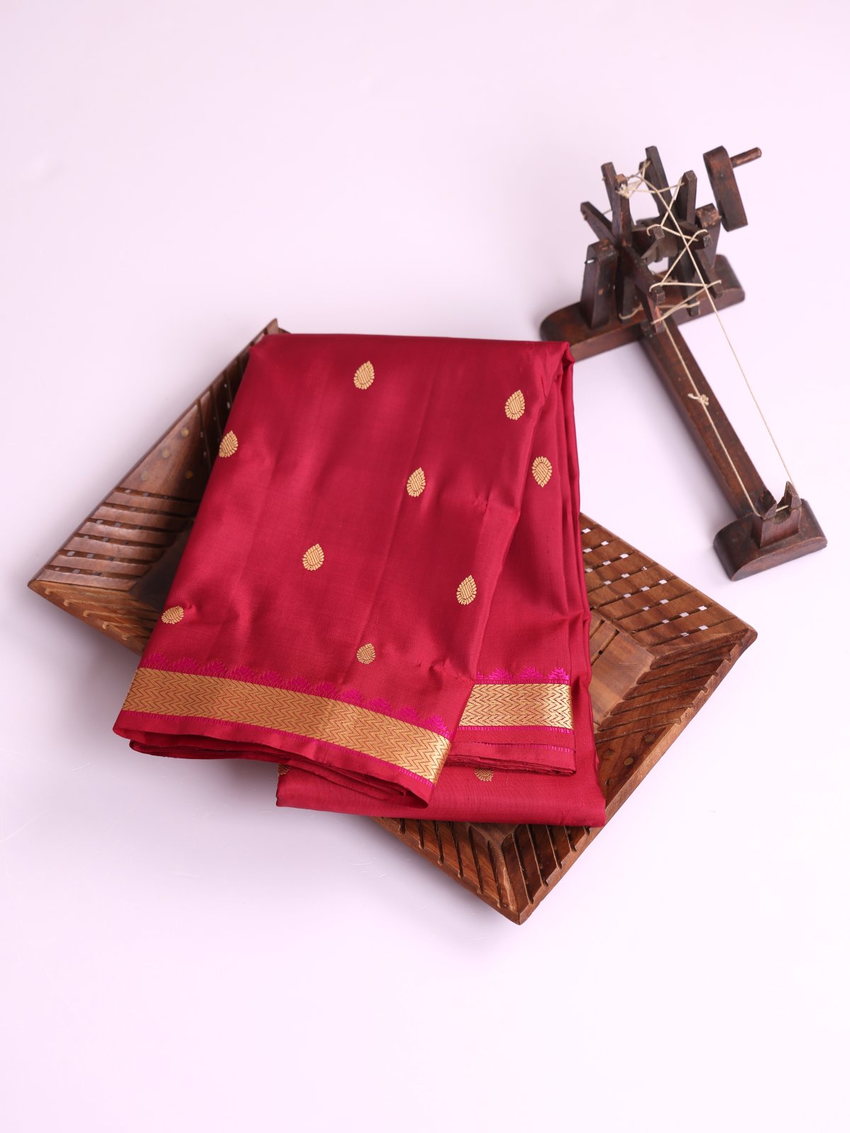Red Kanjeevaram Pattu Pettu Silk Saree