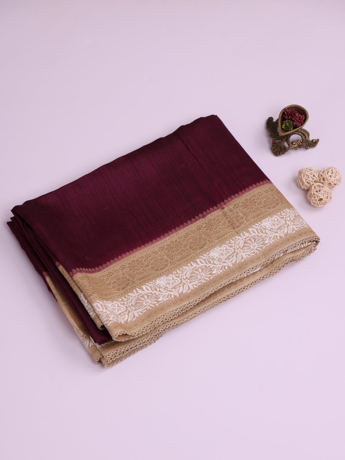 Burgundy Munga Silk Saree With Cream Embroidered Border