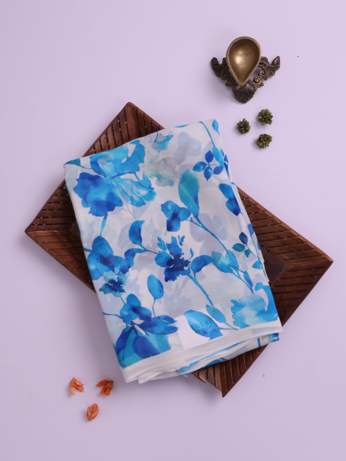  White Floral Printed Georgette Silk Saree