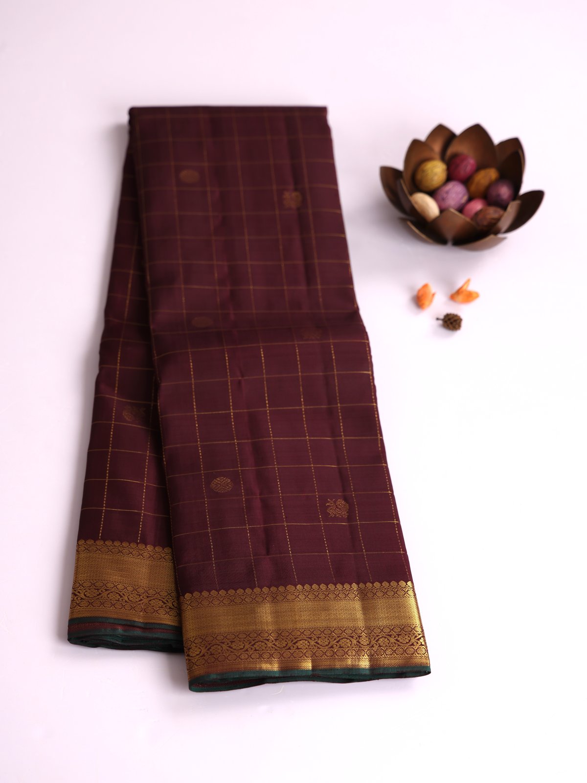 Chocolate Brown Zari Checked Kanjeevaram Silk Saree With Zari Border