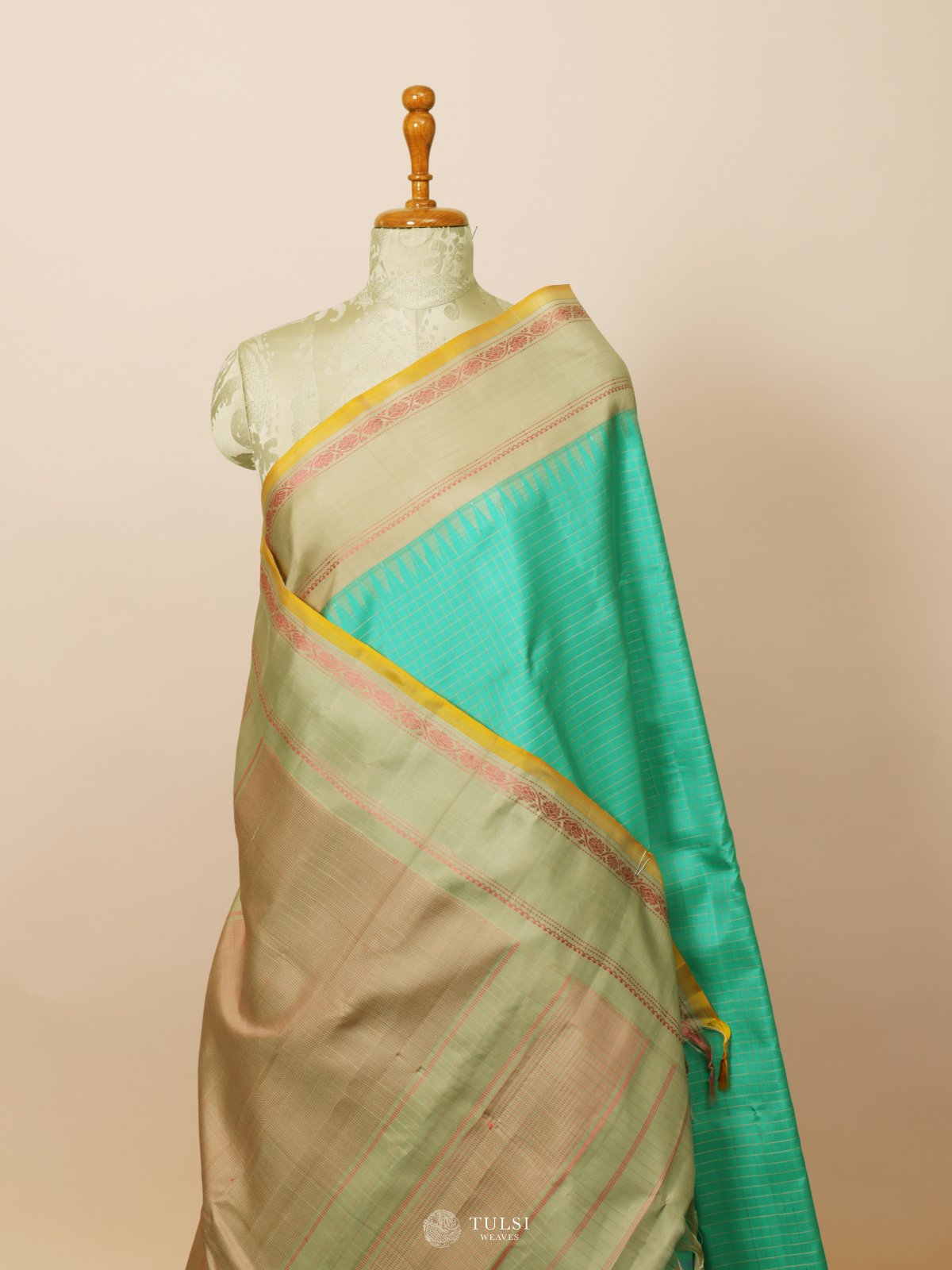 Sea Green Checked Gadwal Beige Border Silk Saree