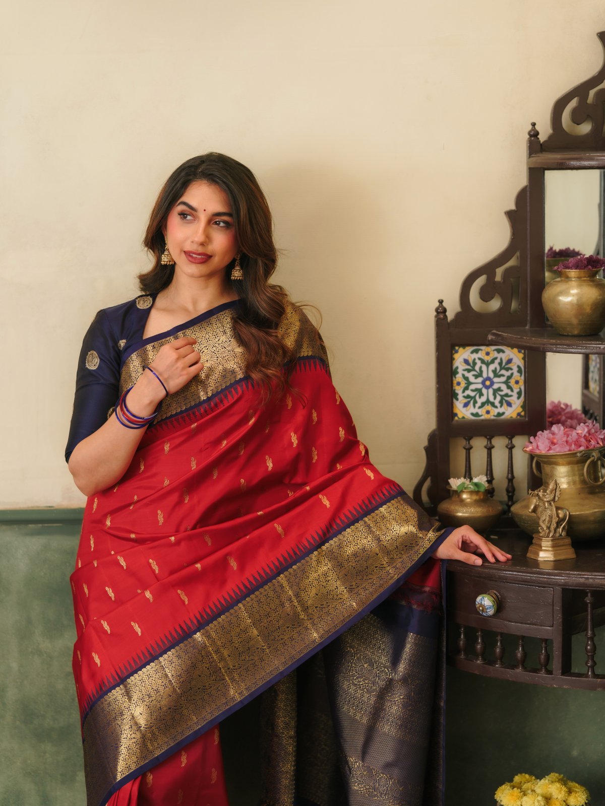 Vintage 121 - Red Kanjeevaram Silk Saree With Navy Blue Border