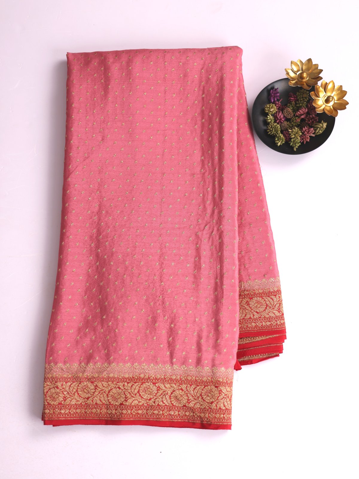 Pink Banaras Crepe Silk Saree With Red Border
