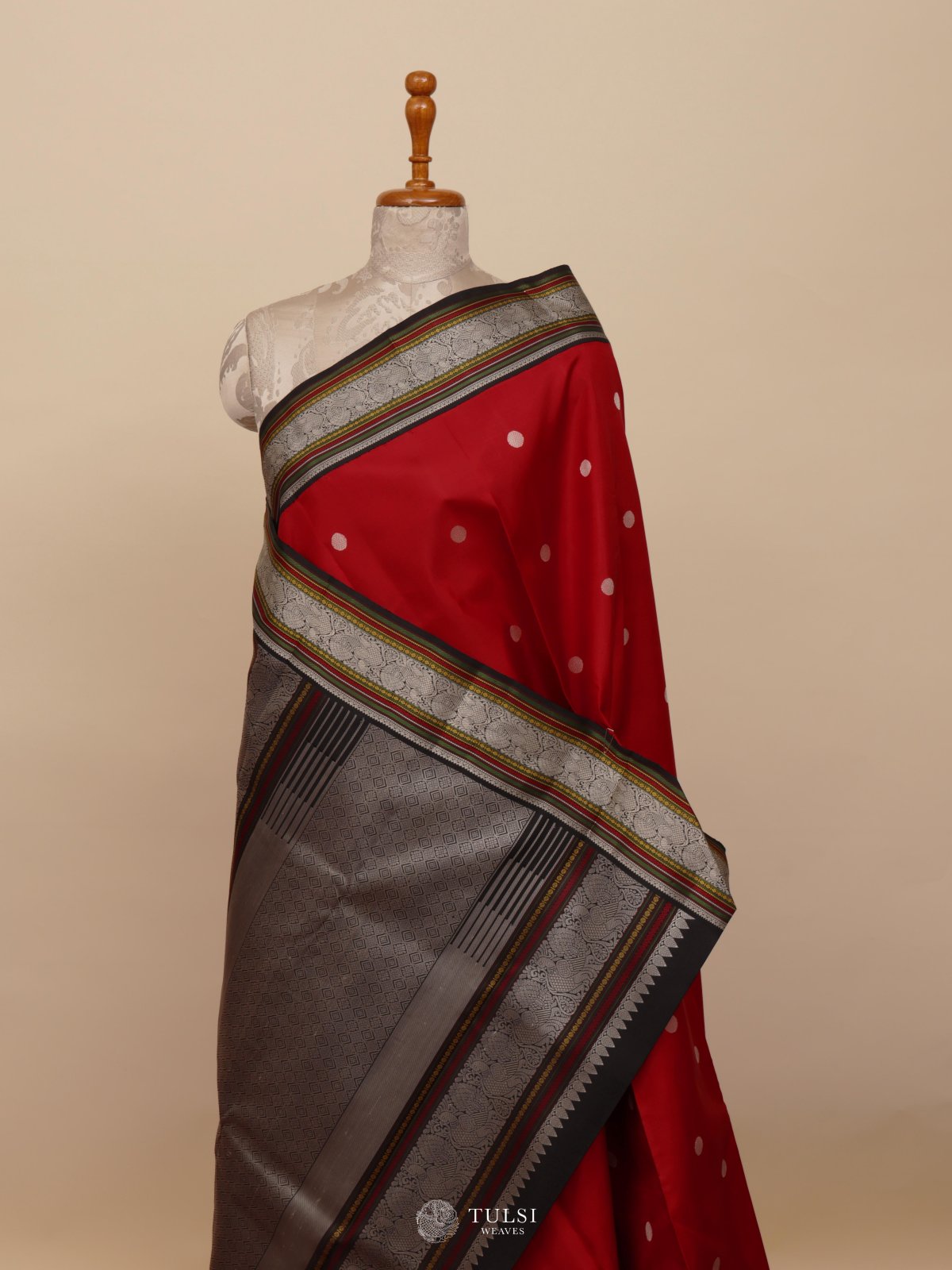 Red Kanjeevaram Pattu Pett Silk Saree