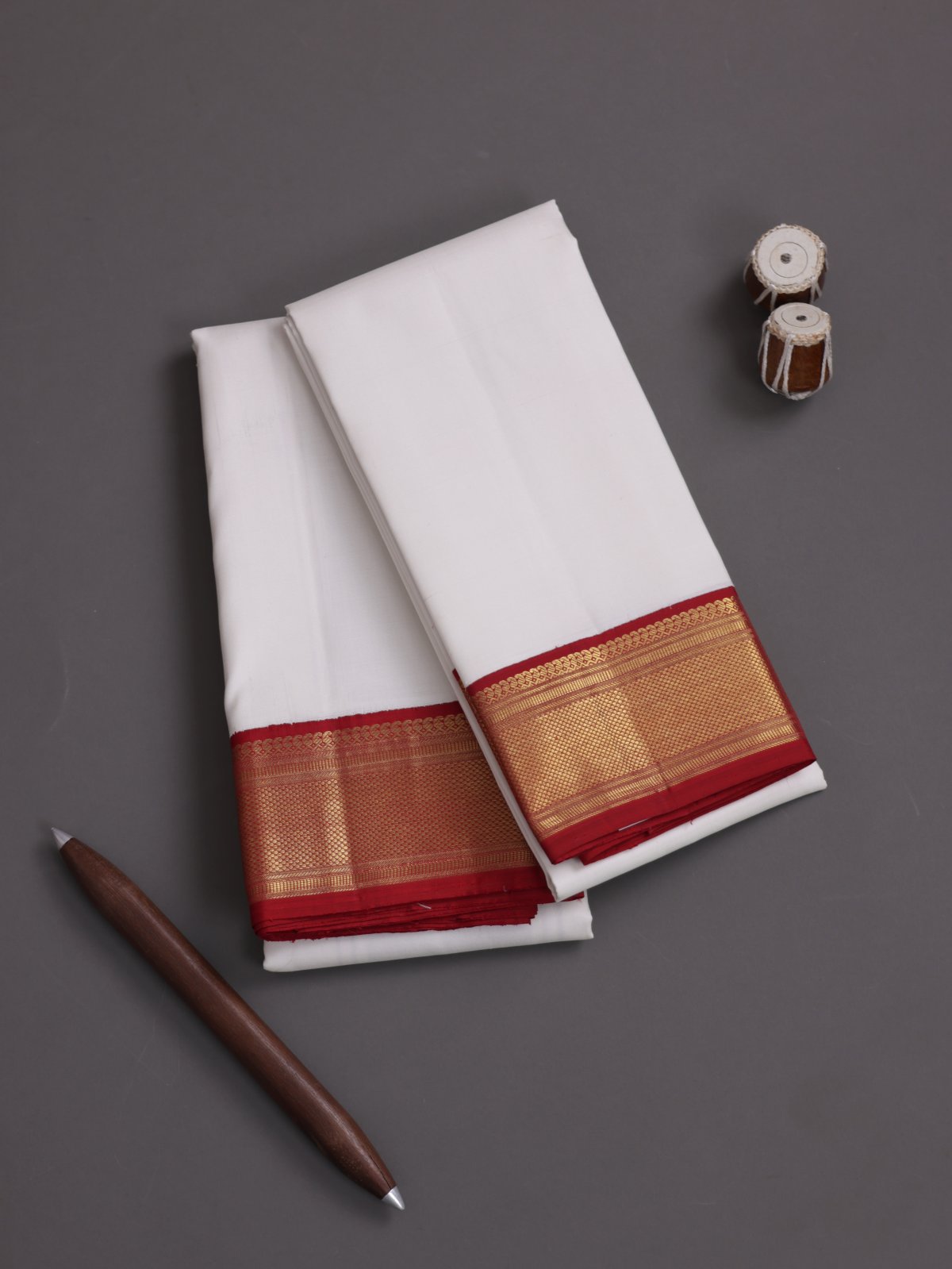 Off White Silk Dhoti And Vasthram With Red Zari Border 