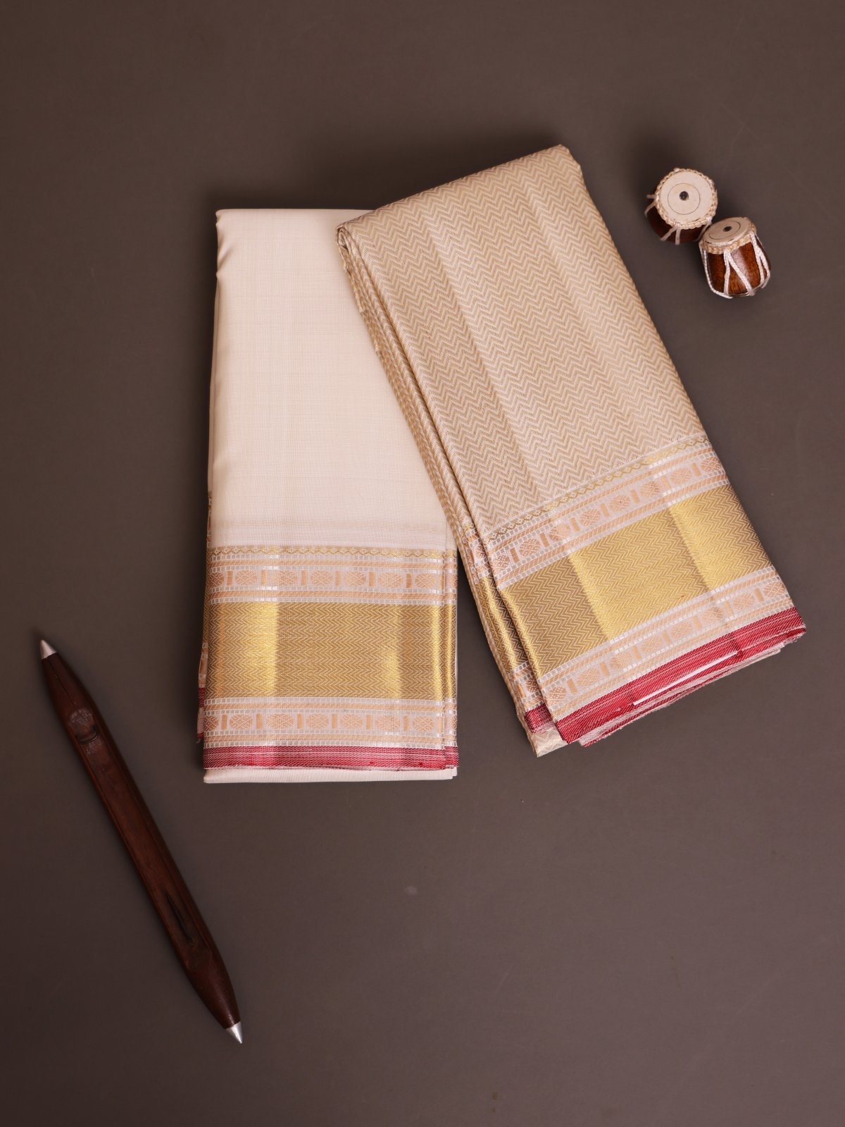 Off White Silk Dhoti And Brocade Vasthram With Zari Border