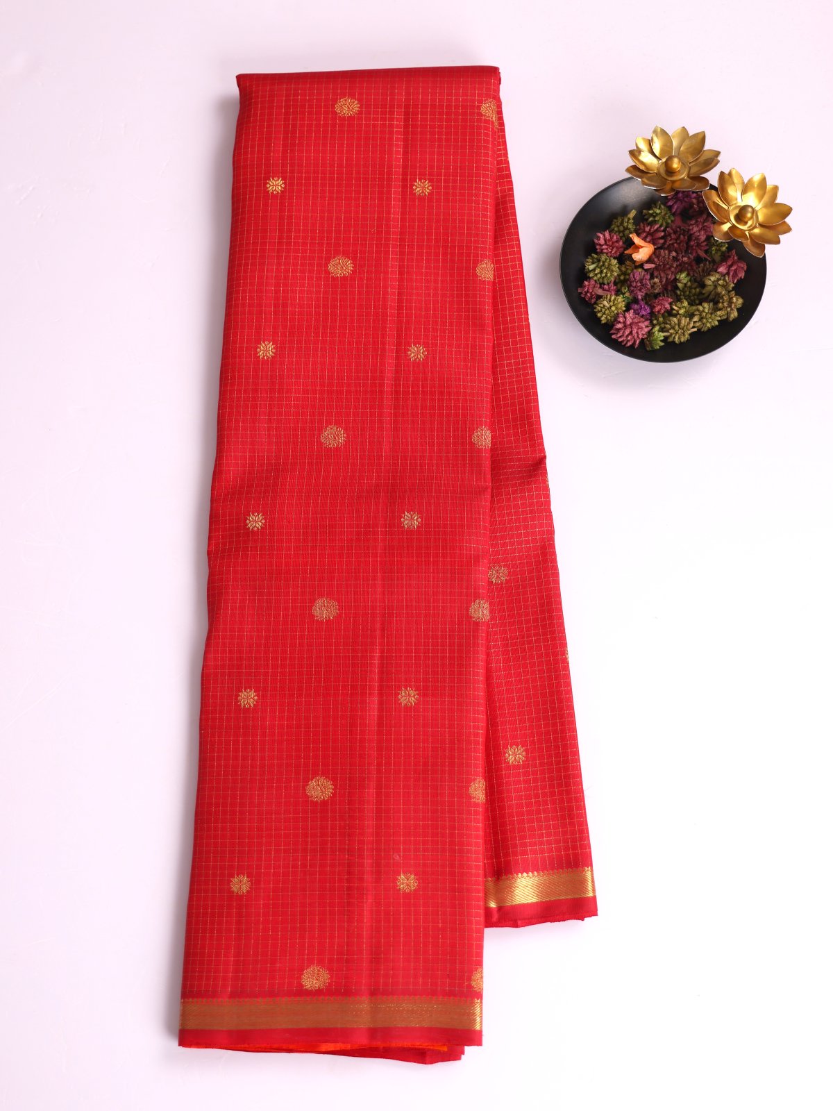 Red Vaira Oosi Kattam Kanjeevaram Silk Saree