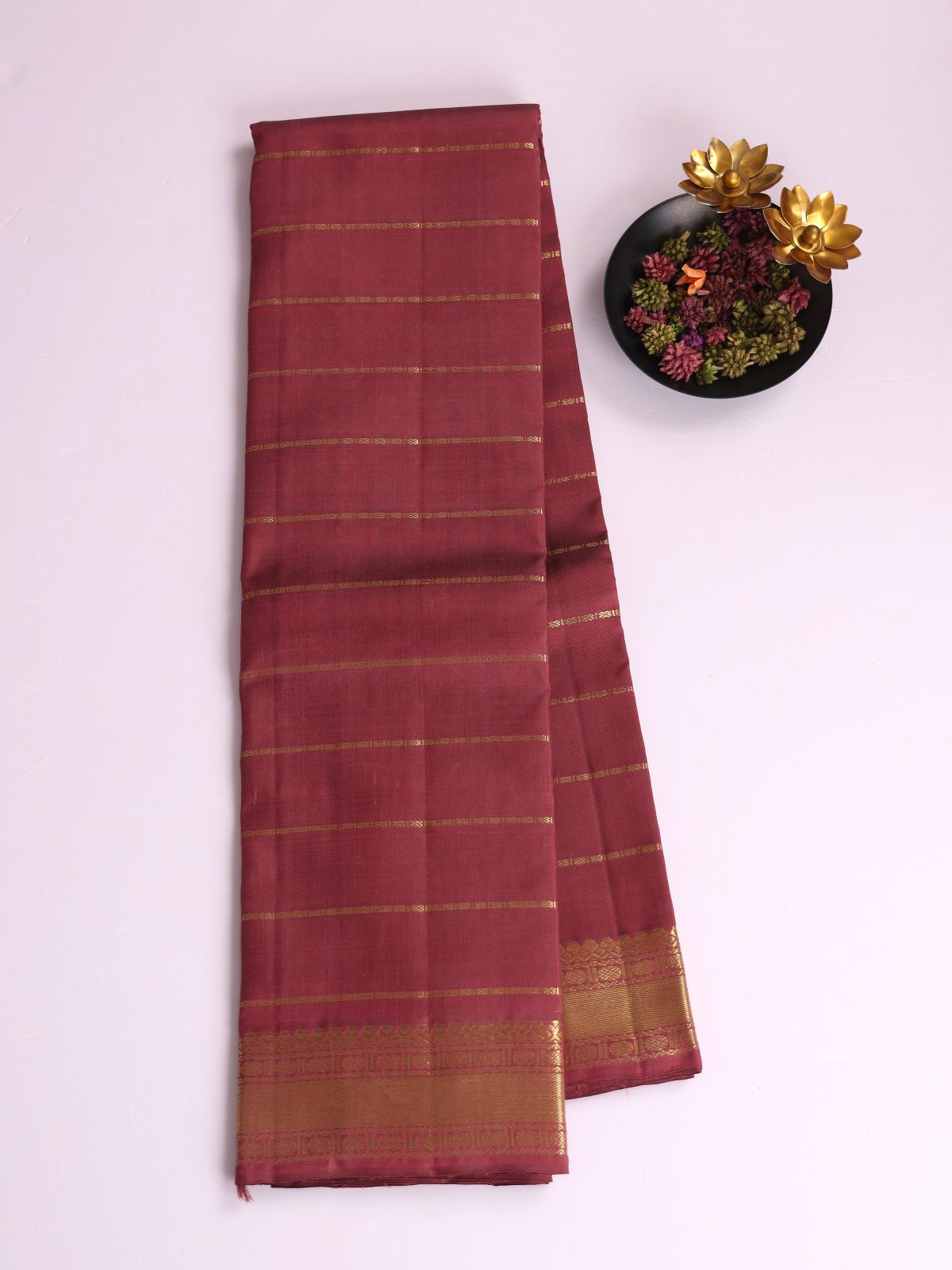 Light Maroon Kanjeevaram Silk Saree With Zari Border