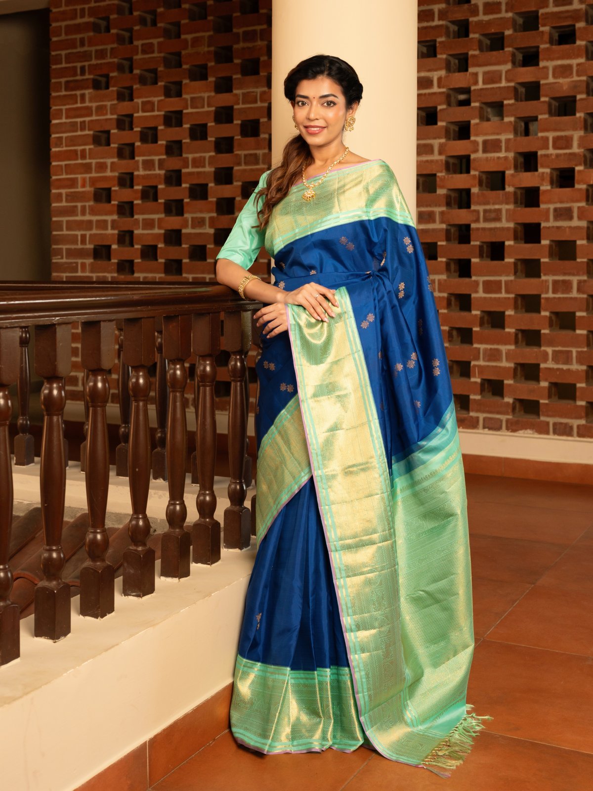 Royal Blue Kanjeevaram Silk Saree with Traditional Border 