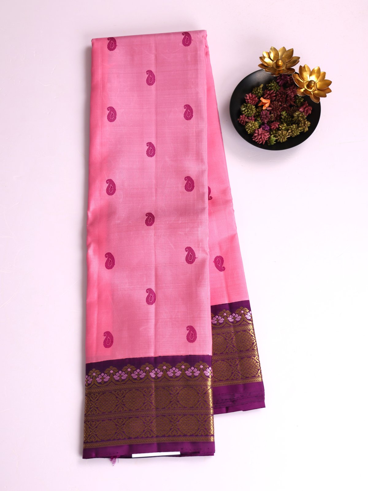 Pink Kanjeevaram Silk Saree With Dark Purple Border