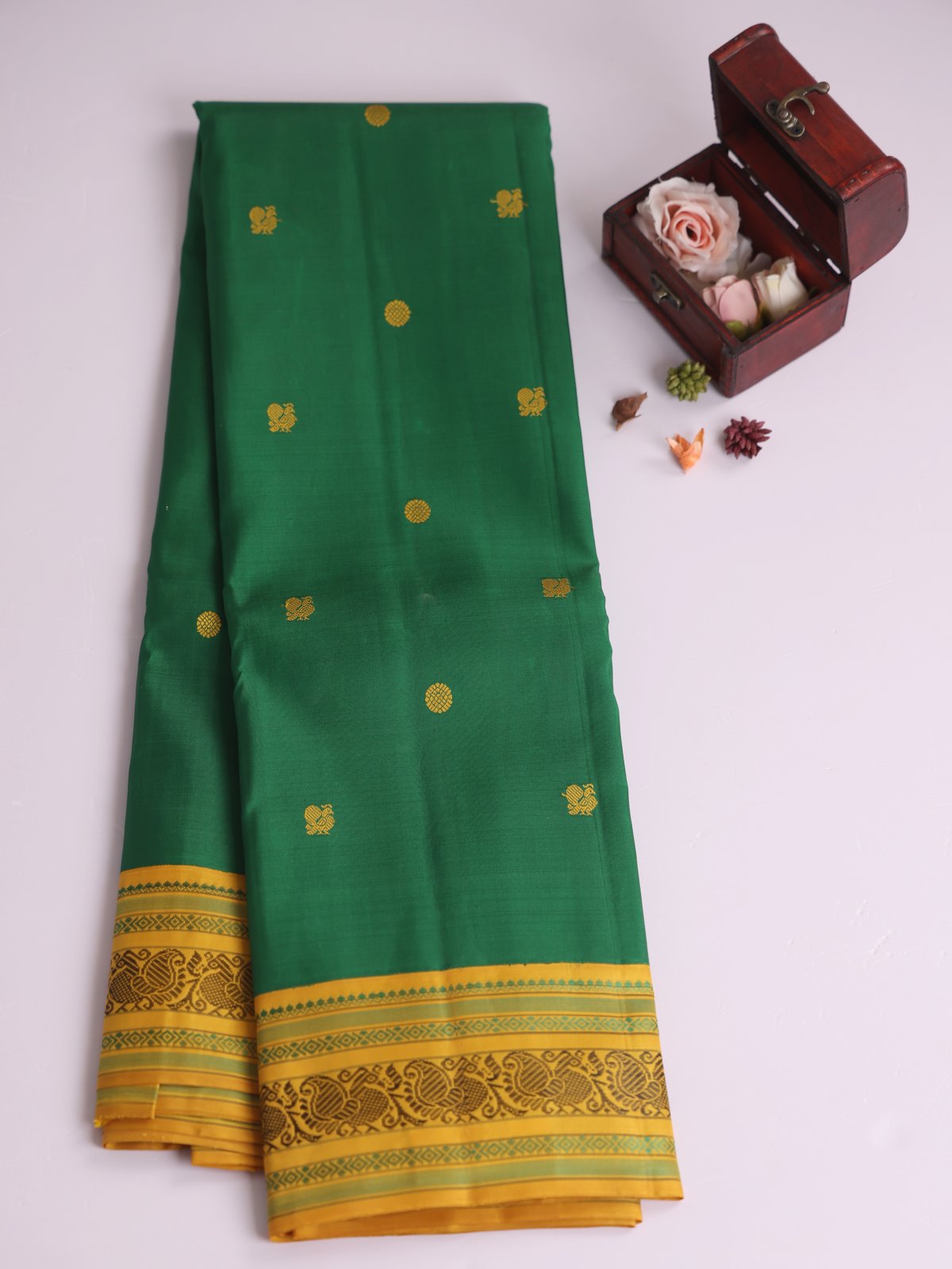 Green Kanjeevaram Pattu Pettu Silk Saree with Yellow Border